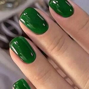 24pc Press On Nail Set from the Nail Bar 💅